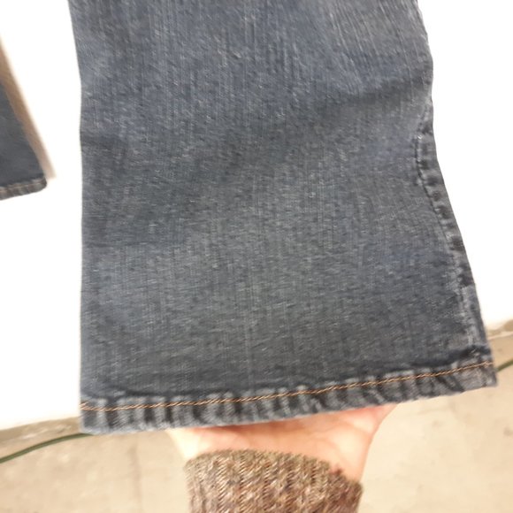 Lee Jeans Women's Size 8 SHORT Bootcut Slender Secret Lower On The Waist Denim - Picture 5 of 12